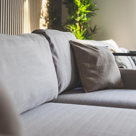 Arte Stays Serviced Houses Stratford - 3 Bedrooms 2 Bathrooms Houses London, Stratford, Maryland, Free Parking, Garden, Weekly Or Monthly Stays - Up To 8 Guests Extérieur photo