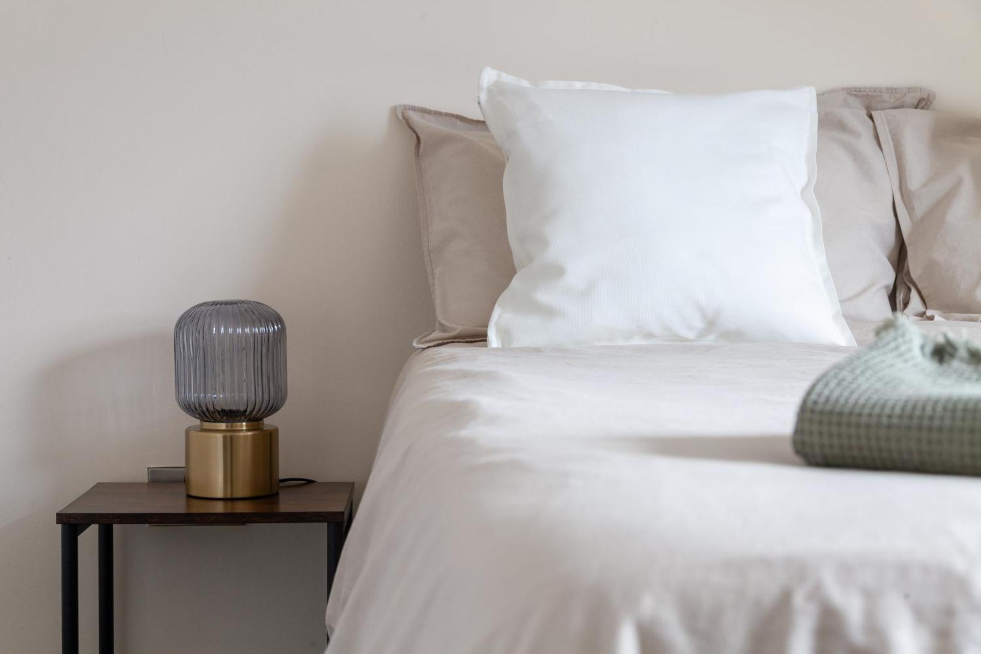 Arte Stays Serviced Houses Stratford - 3 Bedrooms 2 Bathrooms Houses London, Stratford, Maryland, Free Parking, Garden, Weekly Or Monthly Stays - Up To 8 Guests Extérieur photo