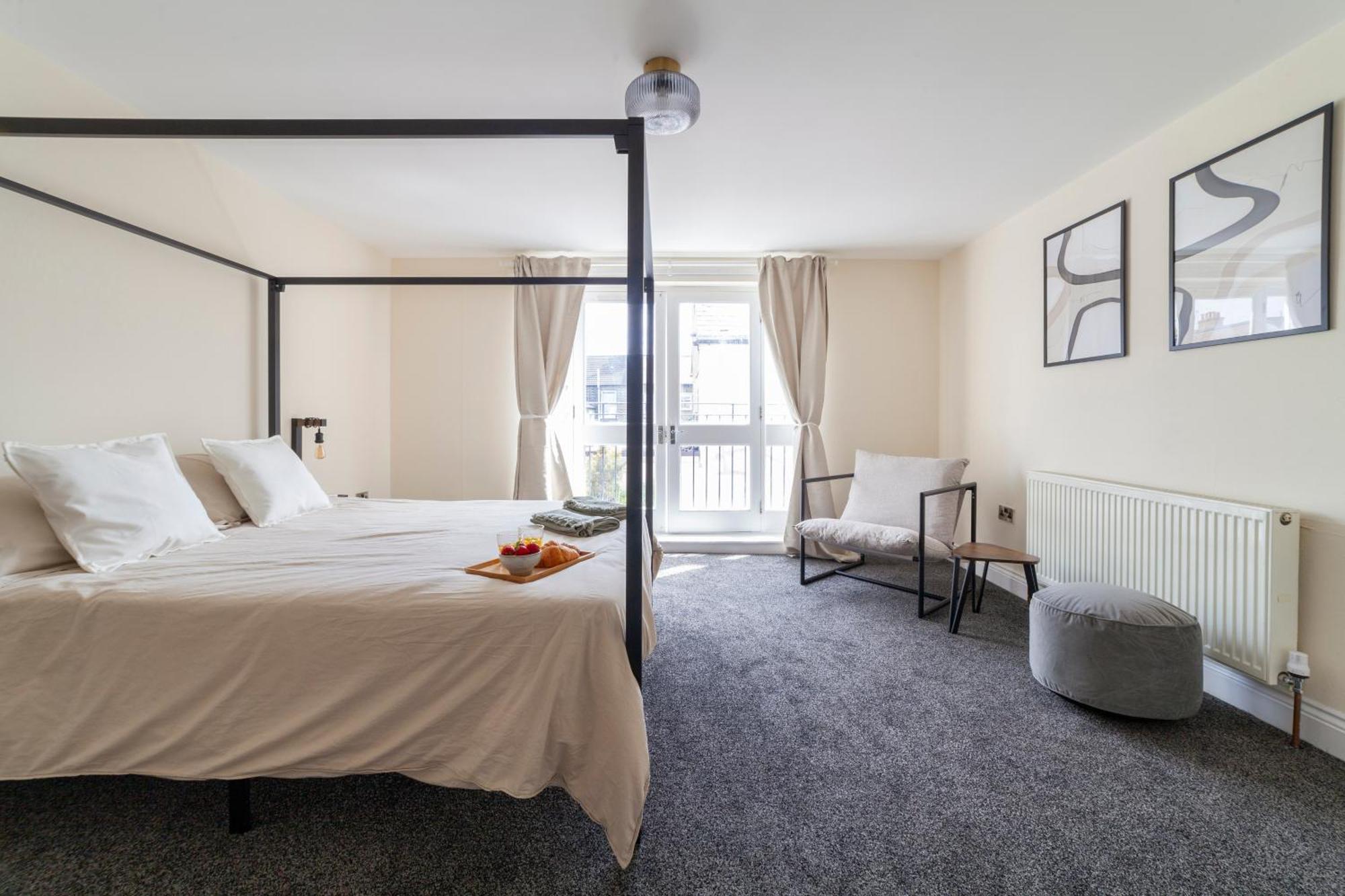 Arte Stays Serviced Houses Stratford - 3 Bedrooms 2 Bathrooms Houses London, Stratford, Maryland, Free Parking, Garden, Weekly Or Monthly Stays - Up To 8 Guests Extérieur photo