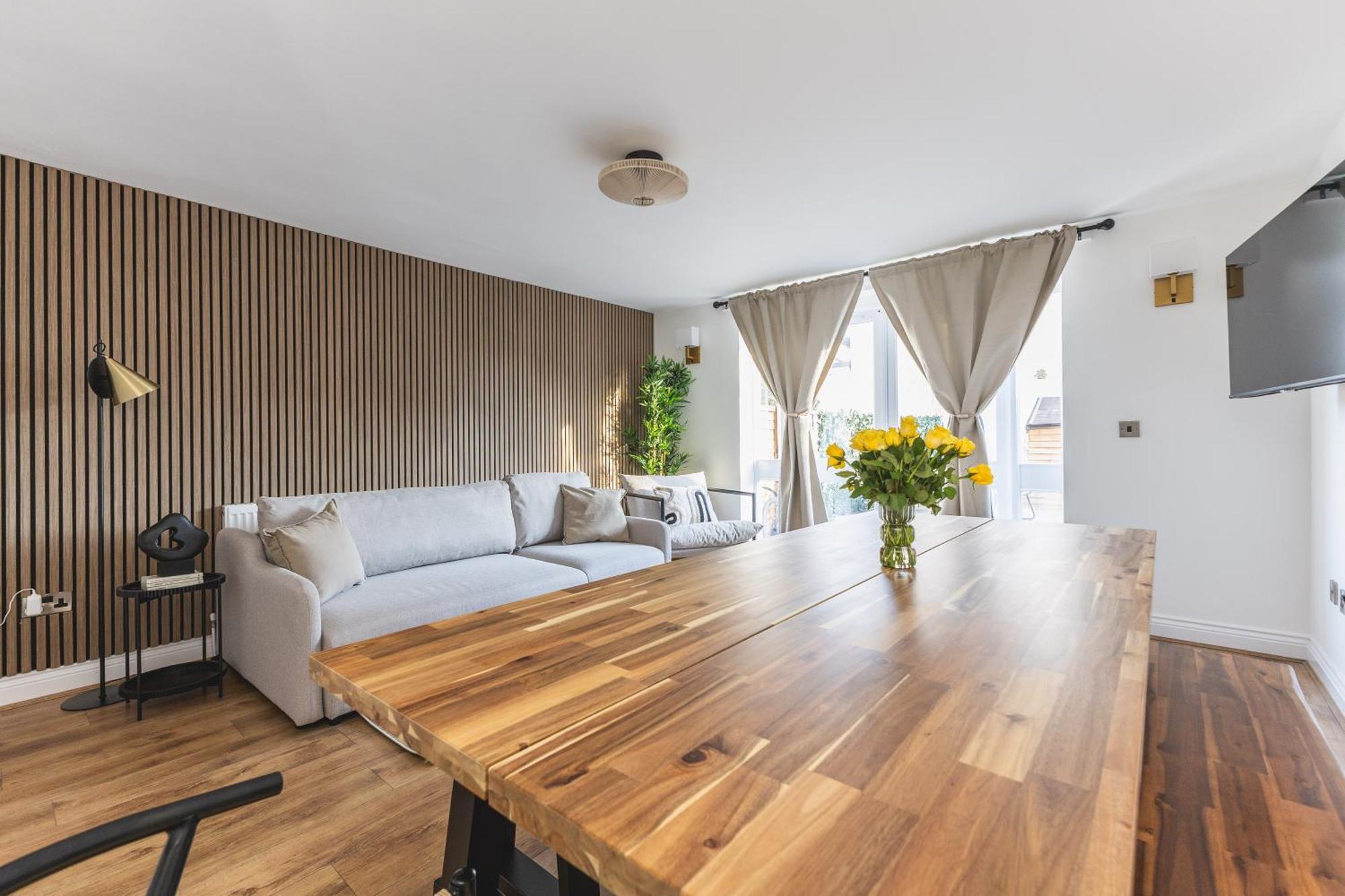 Arte Stays Serviced Houses Stratford - 3 Bedrooms 2 Bathrooms Houses London, Stratford, Maryland, Free Parking, Garden, Weekly Or Monthly Stays - Up To 8 Guests Extérieur photo