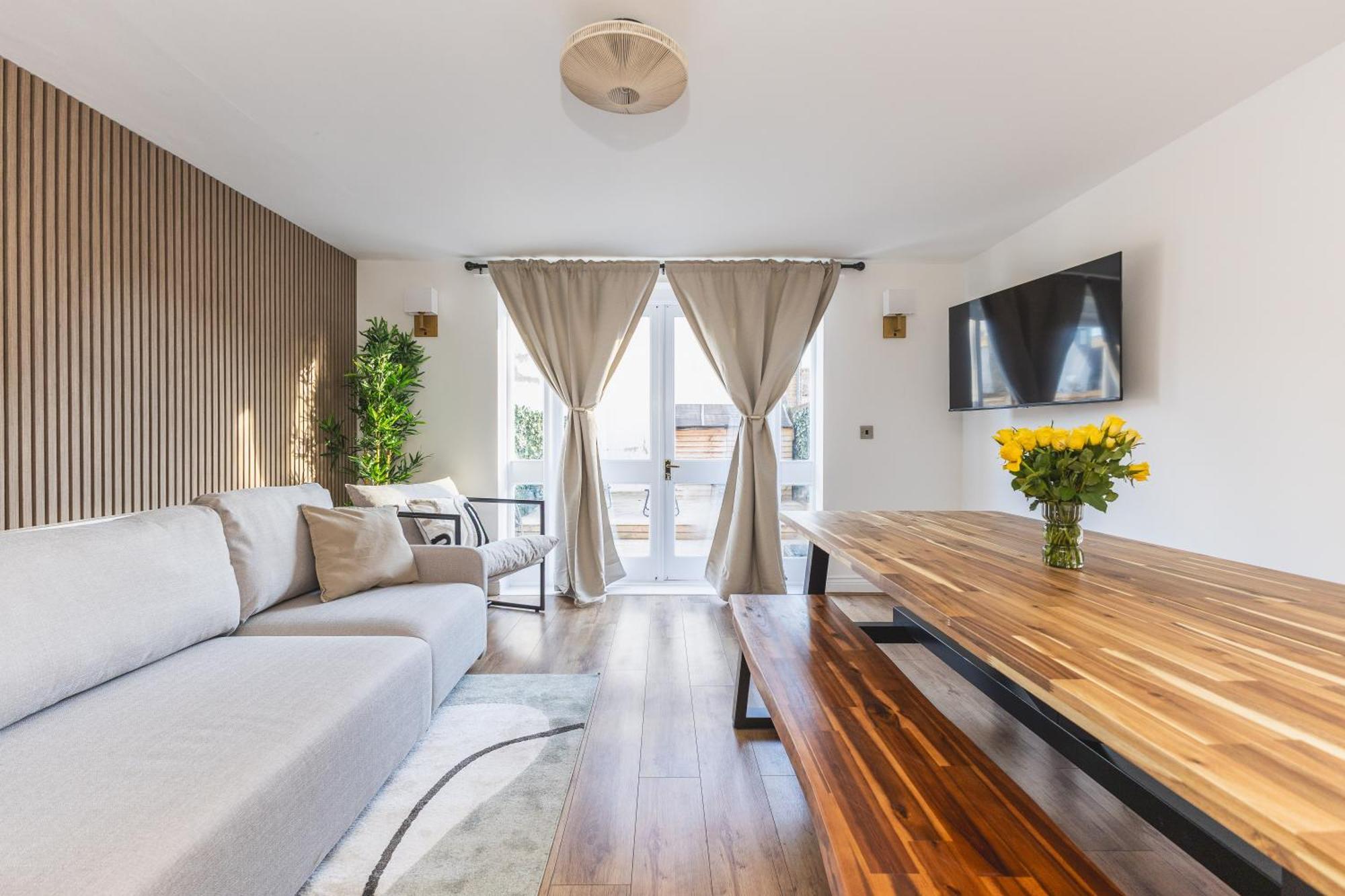 Arte Stays Serviced Houses Stratford - 3 Bedrooms 2 Bathrooms Houses London, Stratford, Maryland, Free Parking, Garden, Weekly Or Monthly Stays - Up To 8 Guests Extérieur photo