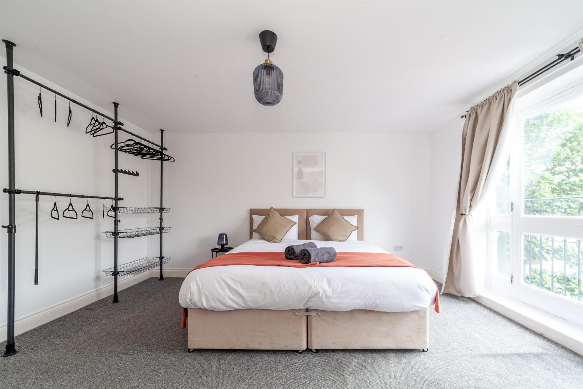 Arte Stays Serviced Houses Stratford - 3 Bedrooms 2 Bathrooms Houses London, Stratford, Maryland, Free Parking, Garden, Weekly Or Monthly Stays - Up To 8 Guests Extérieur photo